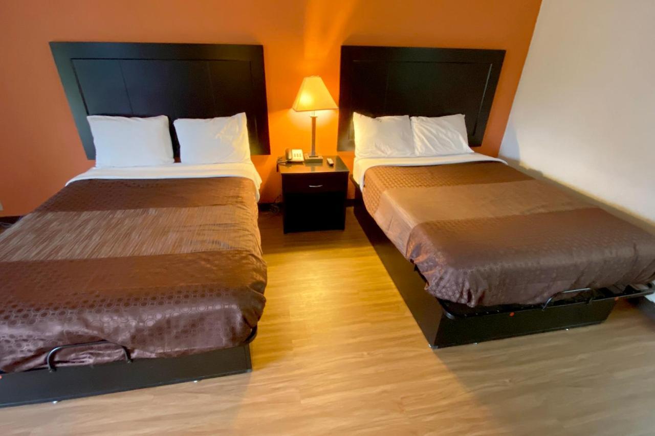 Landmark Hotel Leesville Esterno foto